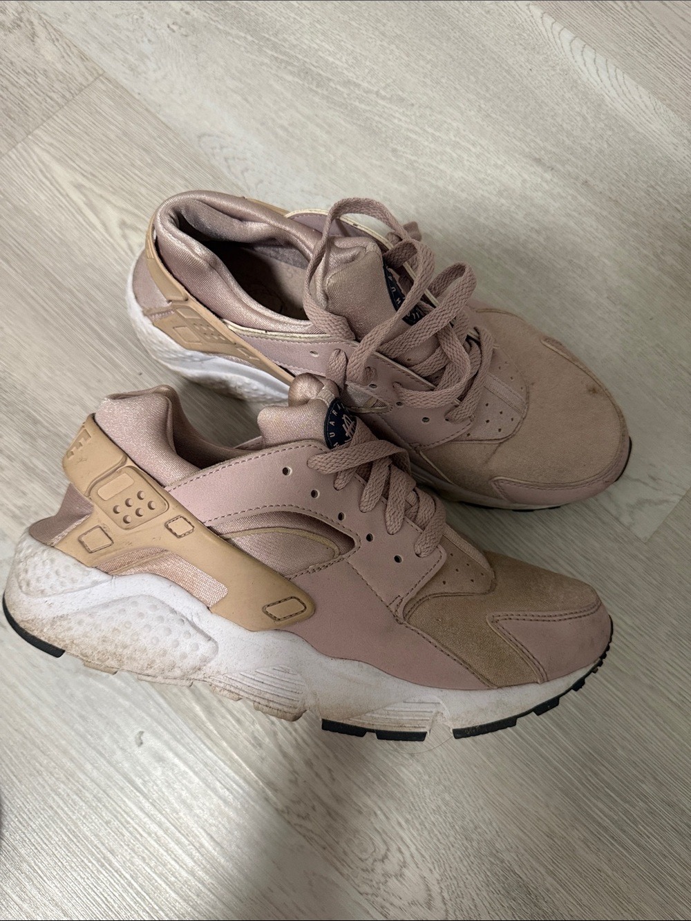Nike Kids Huarache Sneakers in Blush Pink and Tan